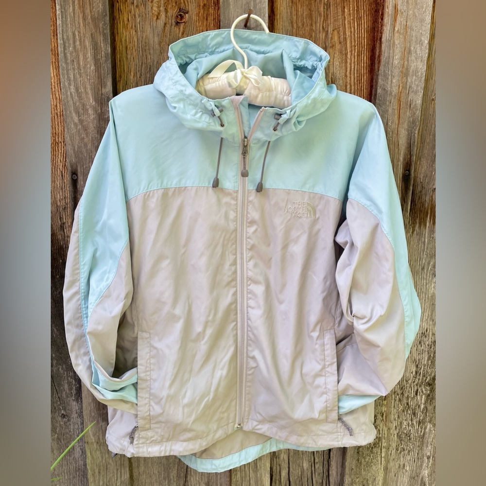 WOMANS THE NORTH FACE WINDBREAKER JACKET SIZE SMALL PETITE